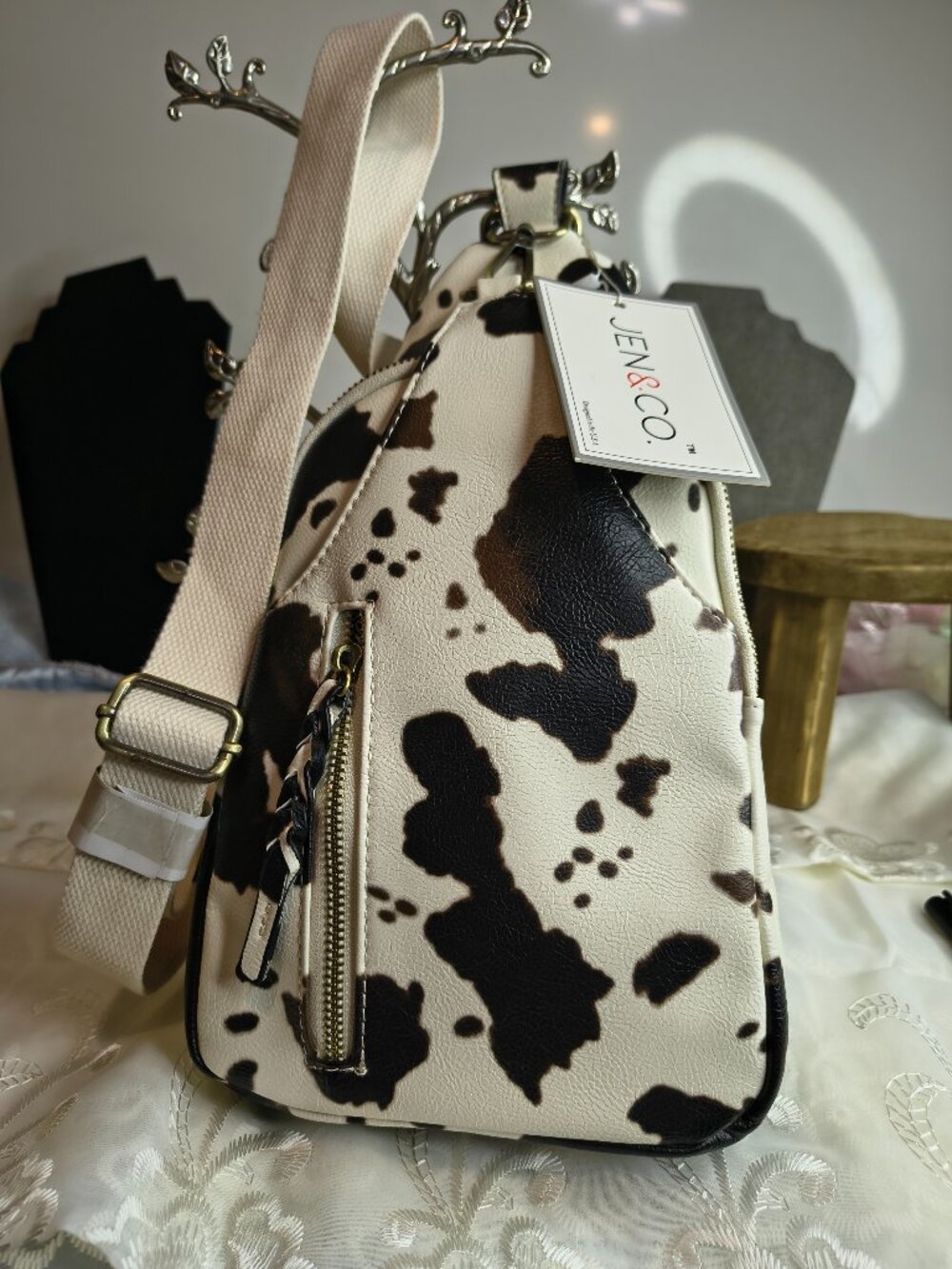 Jen & Co. Nikki Cross Body Bag